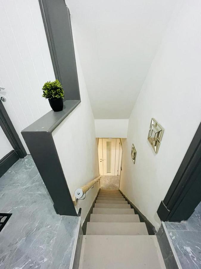 3 Bedroom Whalley Aparthotel Бёрнли Экстерьер фото